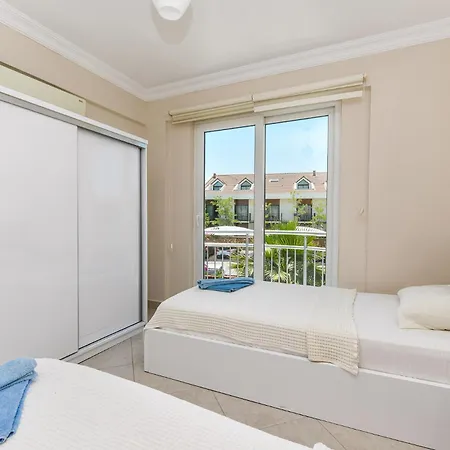 Light House 30 费特希耶